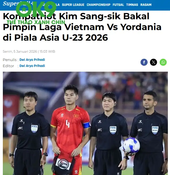 Tờ Superball Bola Sport phản ứng khi trọng tài Hàn Quốc cầm còi trận đấu giữa U23 Việt Nam và U23 Jordan (Ảnh: chụp màn hình).